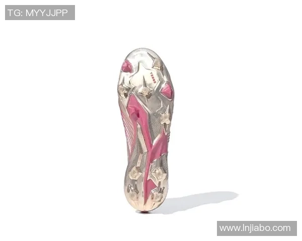 足球球星Diy：打造专属个性装备与定制风格的足球新潮流