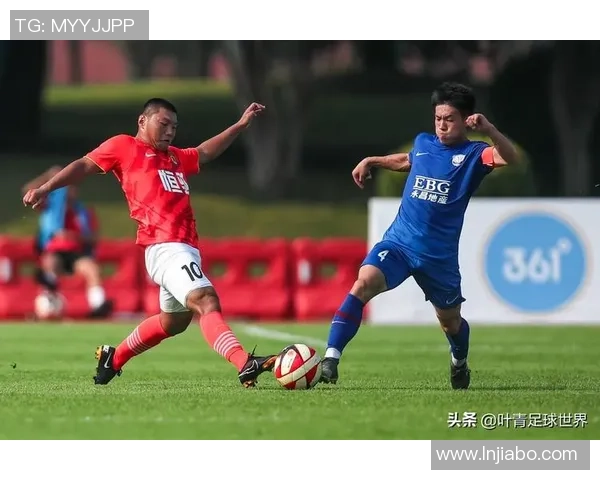 成都足球球星：从青训到职业赛场的成长之路与未来展望